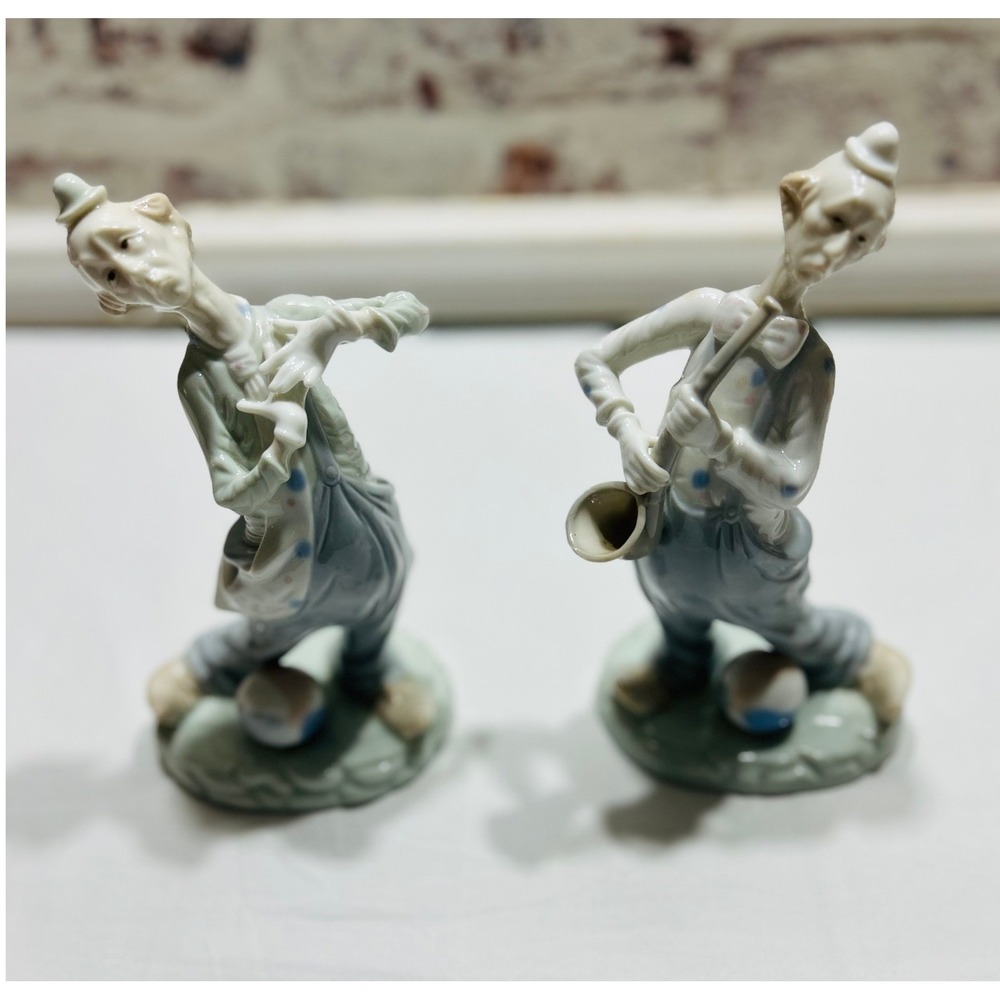 Vintage 1985 Arnart Conte KPM Porcelain Clown Saxophone Dancer Figurines Pair